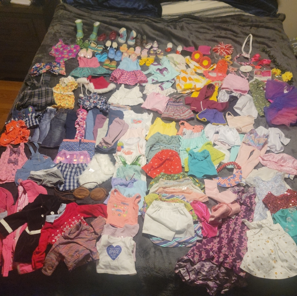 American girl doll clothes and accessories